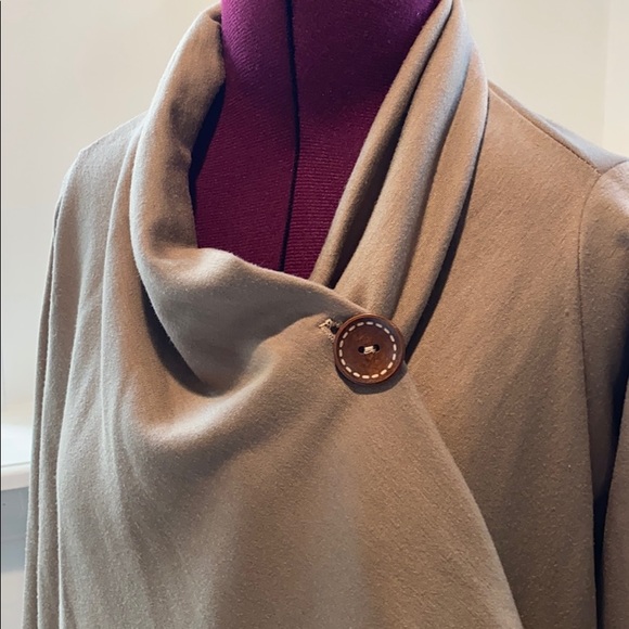 Bobeau wrap cardigan with button closure - Picture 2 of 5